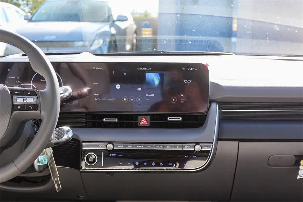 Thumbnail: 2026 Hyundai Ioniq 5 - 17