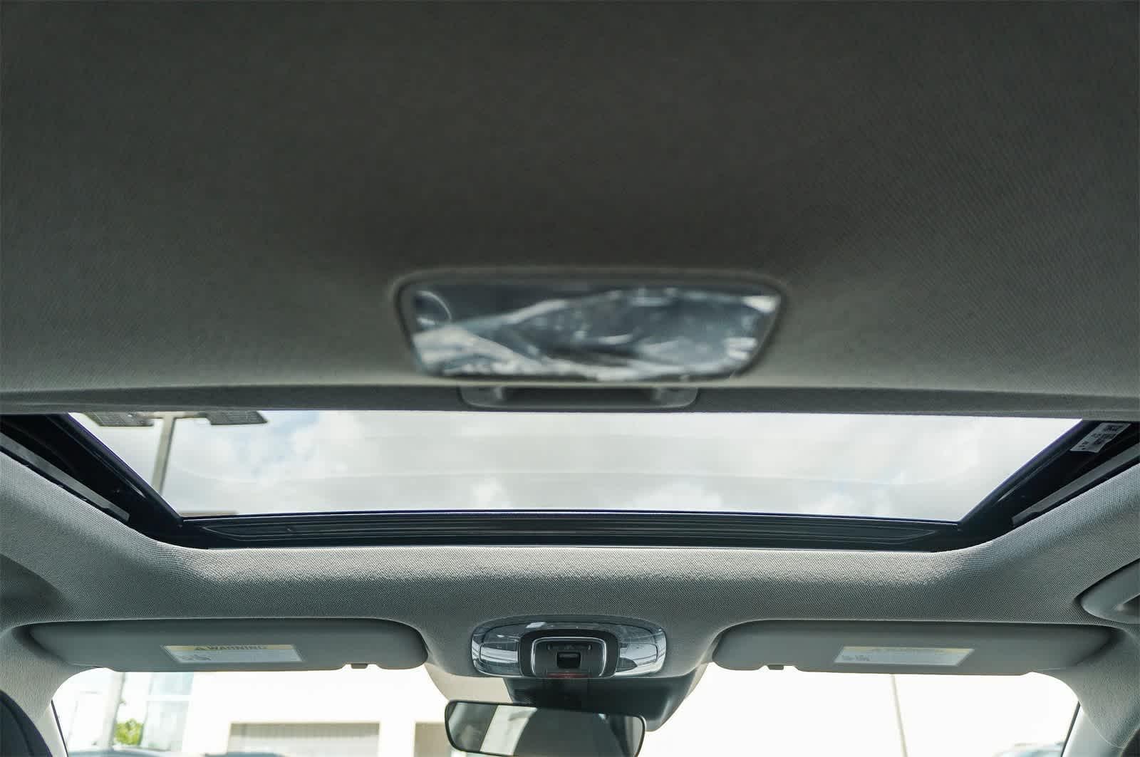 Thumbnail: 2025 Hyundai Elantra - 17