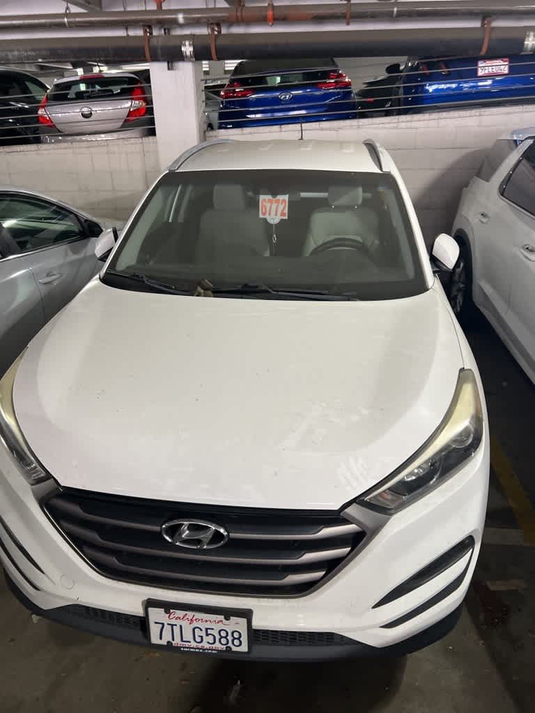 Thumbnail: 2016 Hyundai Tucson - 3