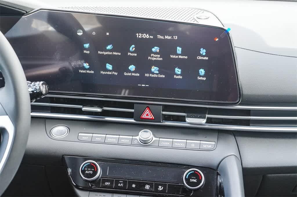 Thumbnail: 2025 Hyundai Elantra - 17