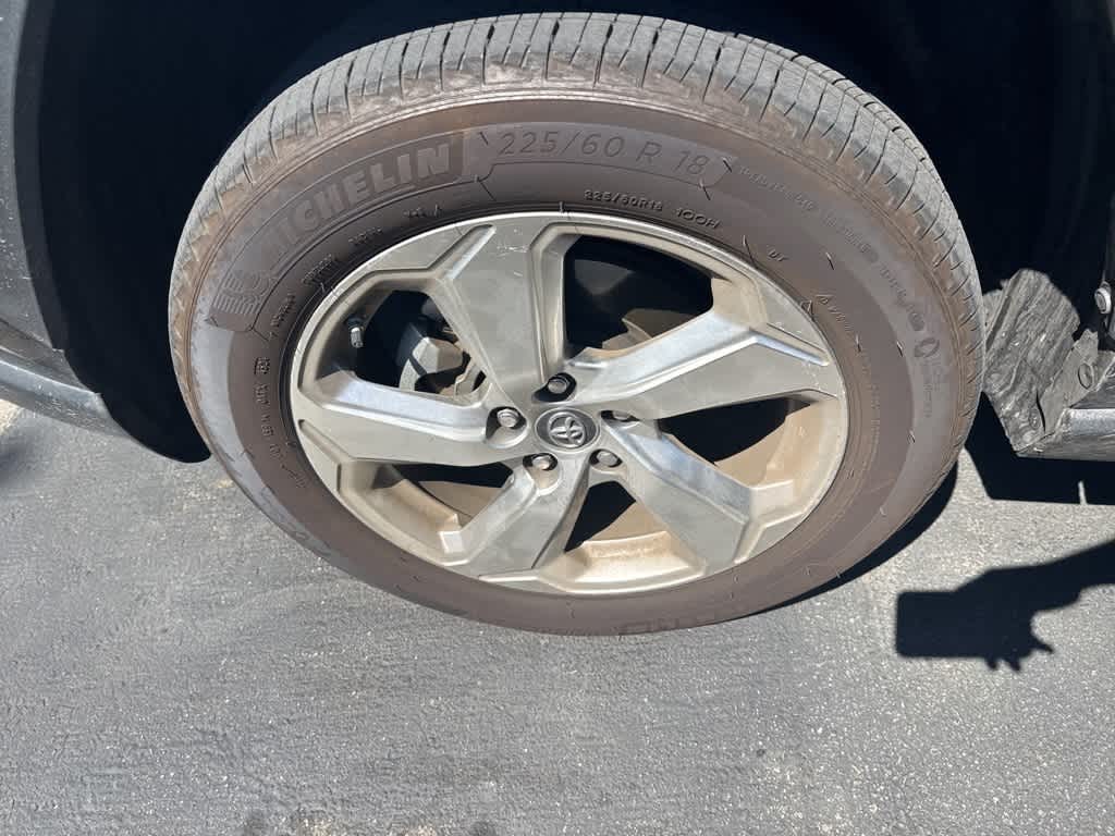 Thumbnail: 2019 Toyota RAV4 - 22