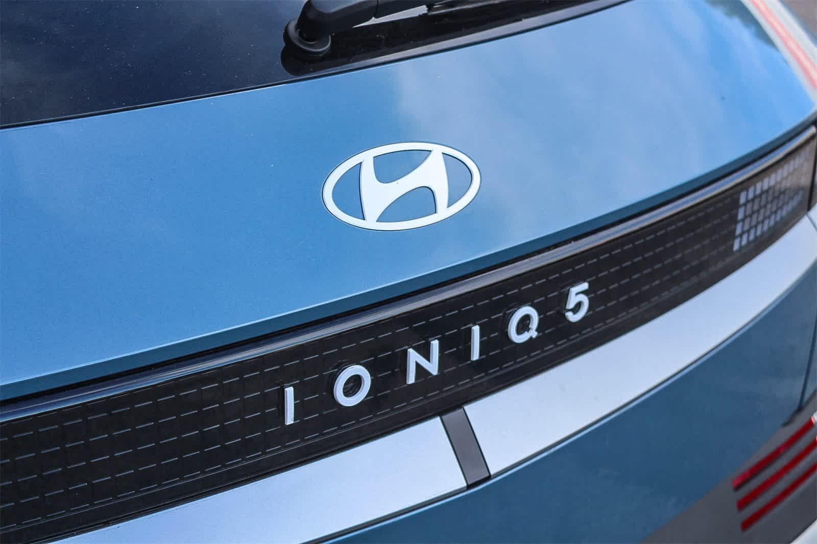 Thumbnail: 2026 Hyundai Ioniq 5 - 14