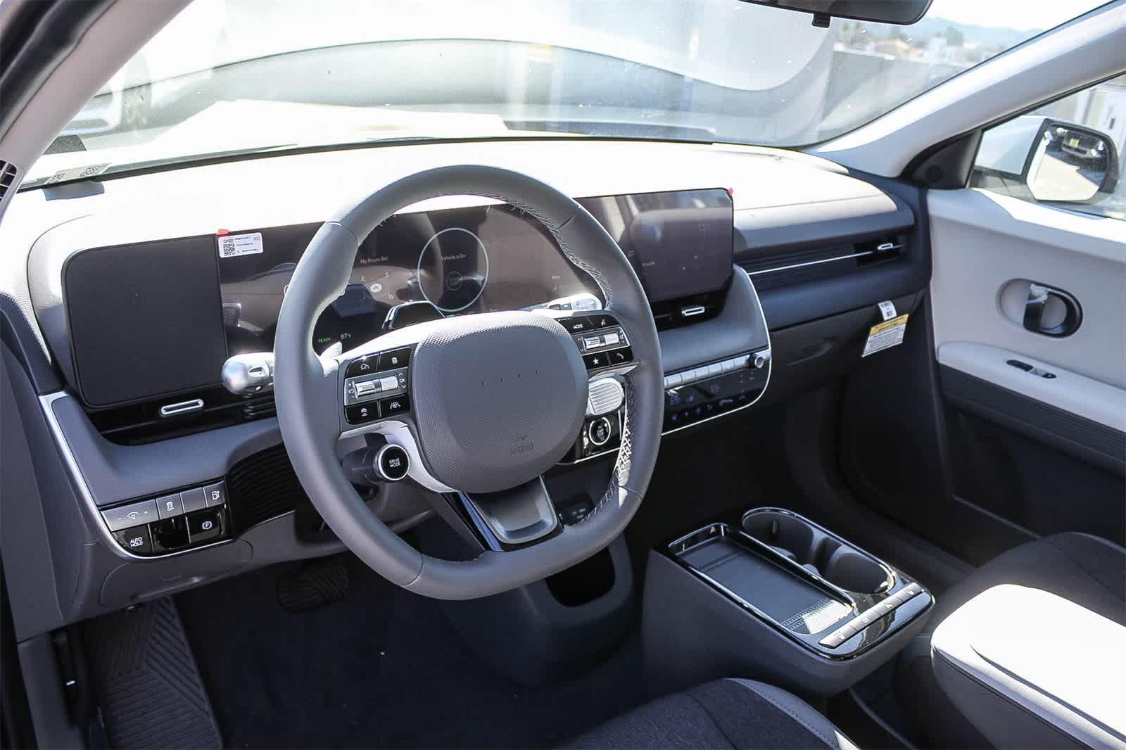 Thumbnail: 2026 Hyundai Ioniq 5 - 24