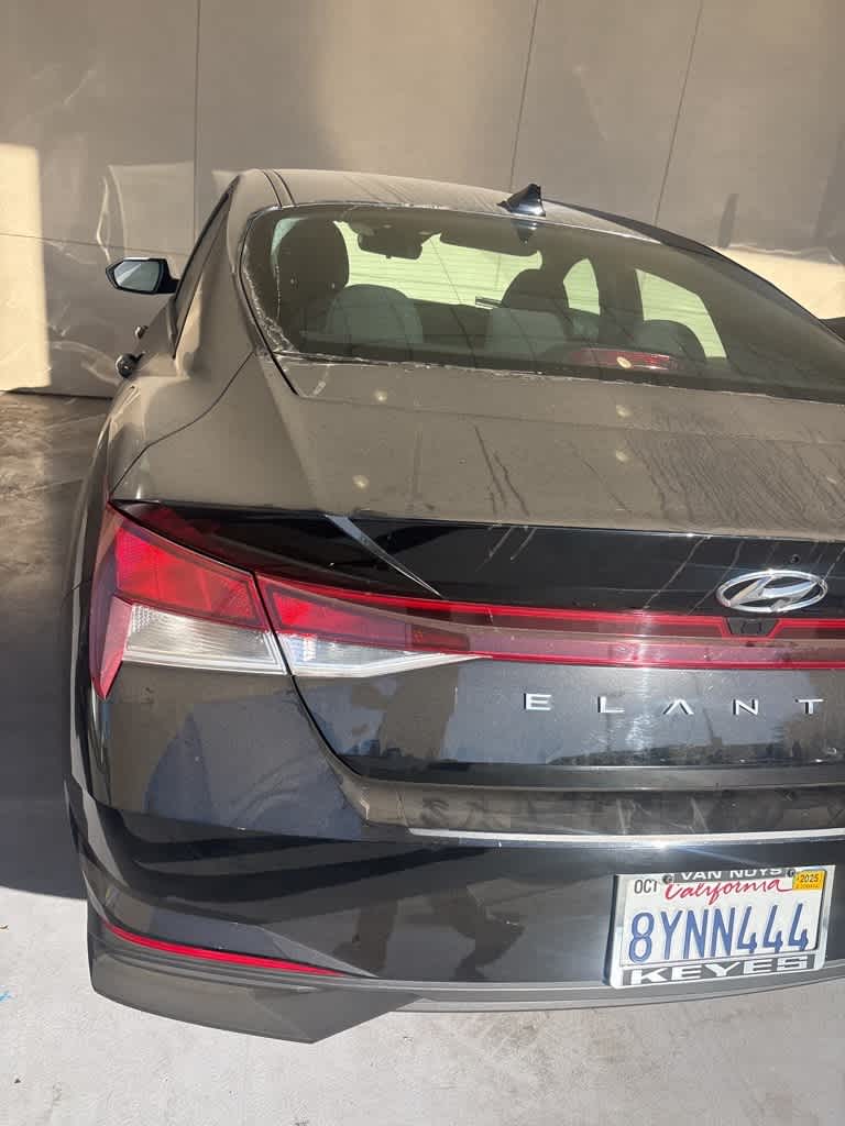 Thumbnail: 2022 Hyundai Elantra - 25