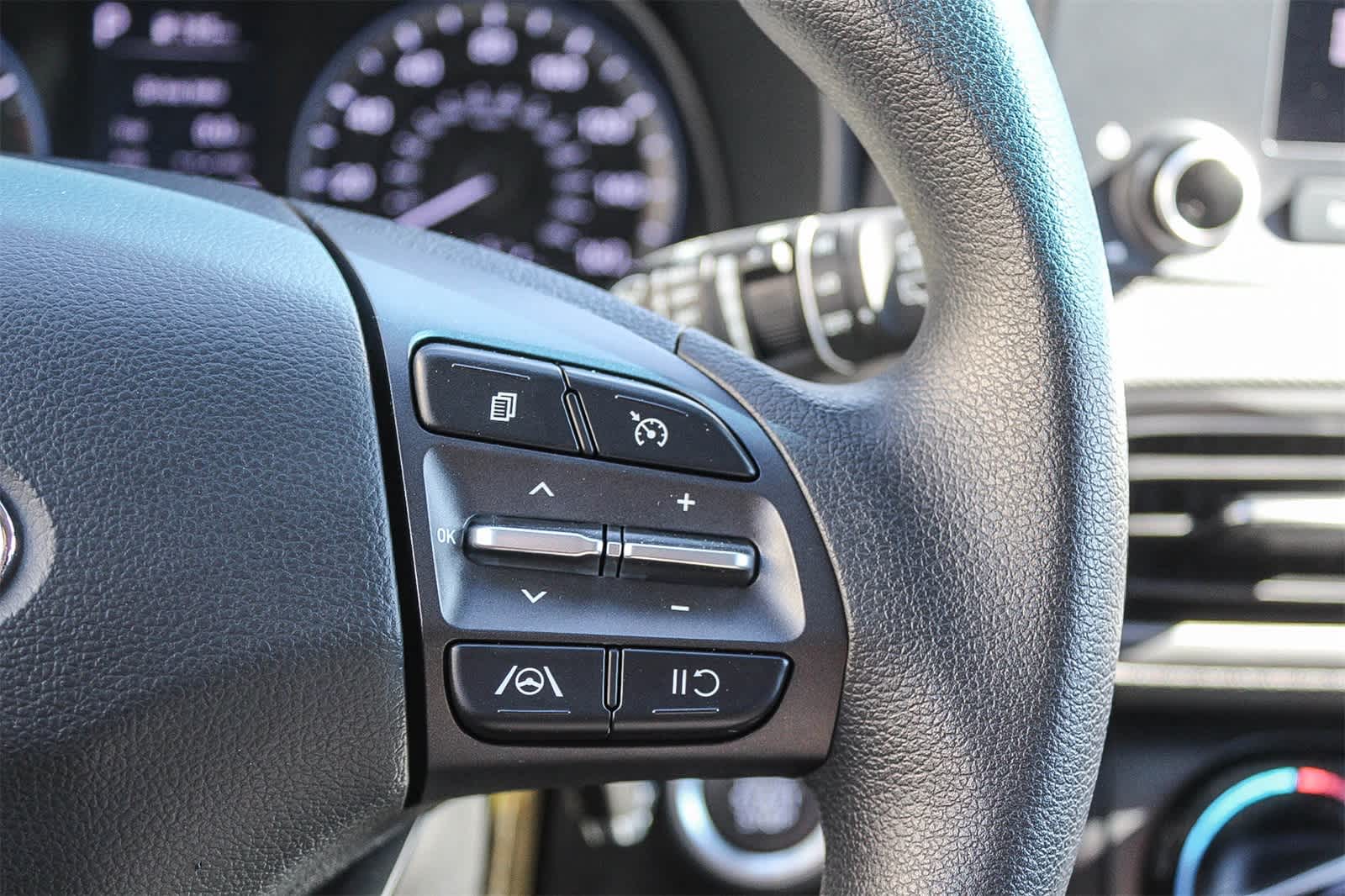 Thumbnail: 2023 Hyundai Kona - 33