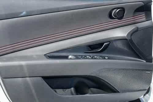 2025 Hyundai Elantra N Line 32