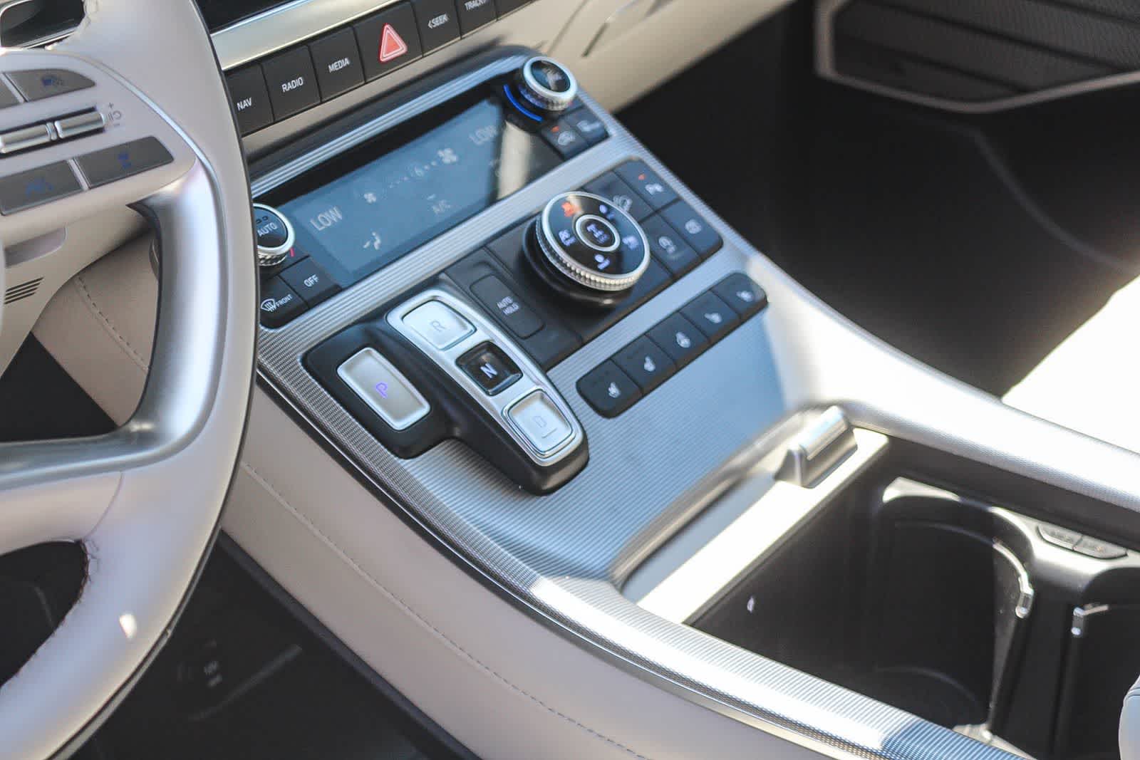 Thumbnail: 2024 Hyundai Palisade - 26