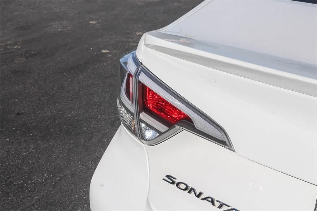 Thumbnail: 2017 Hyundai Sonata - 7