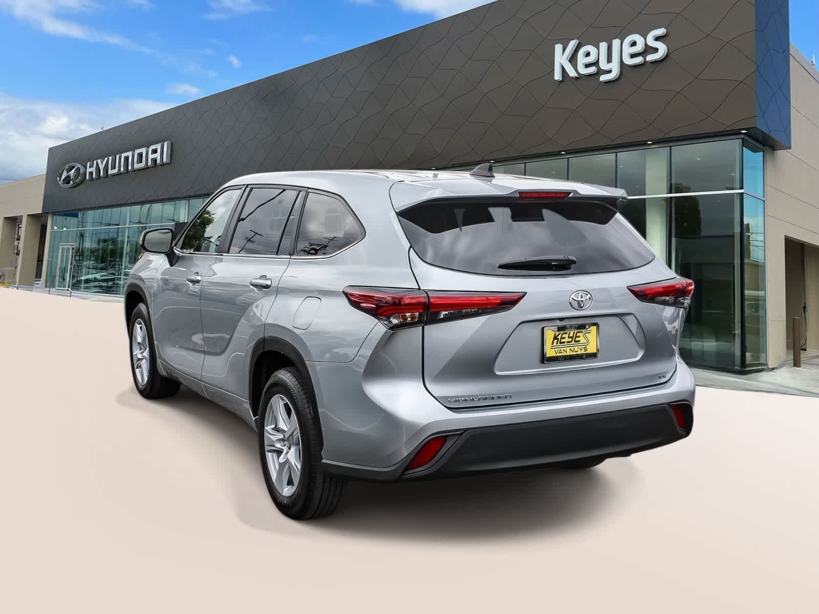 Thumbnail: 2025 Toyota Highlander - 6