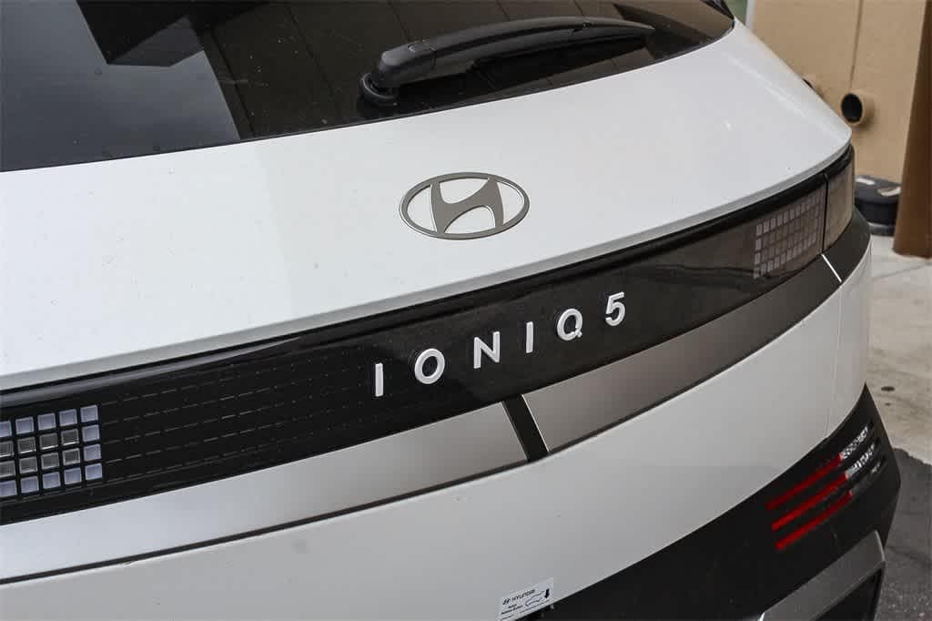 Thumbnail: 2025 Hyundai Ioniq 5 - 12