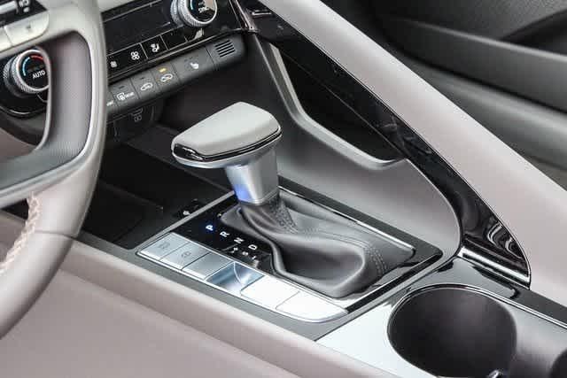 Thumbnail: 2025 Hyundai Elantra - 20