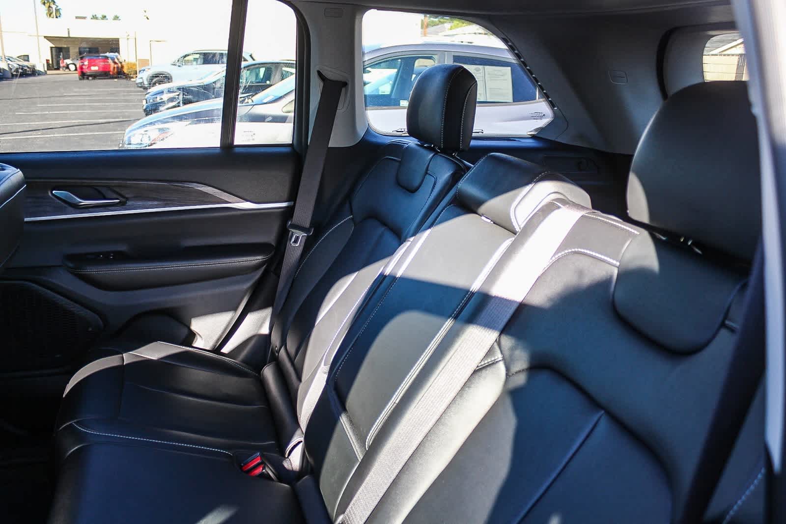 Thumbnail: 2023 Jeep Grand Cherokee - 26