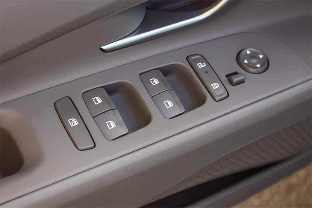 Thumbnail: 2026 Hyundai Elantra - 22