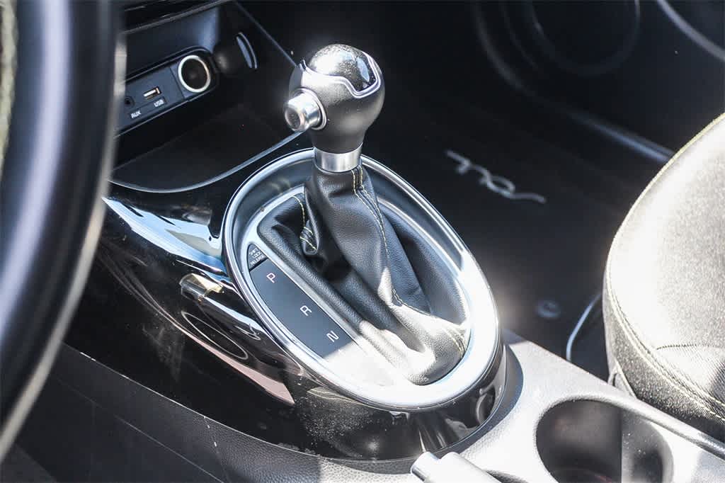 Thumbnail: 2015 Kia Soul - 19