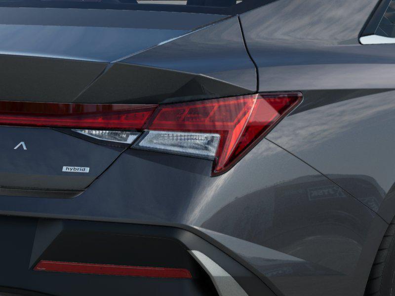 Thumbnail: 2025 Hyundai Elantra - 10