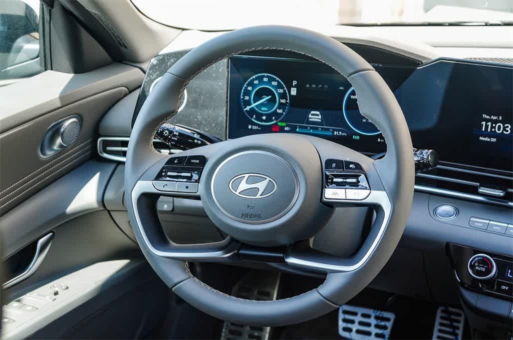 Thumbnail: 2025 Hyundai Elantra - 15