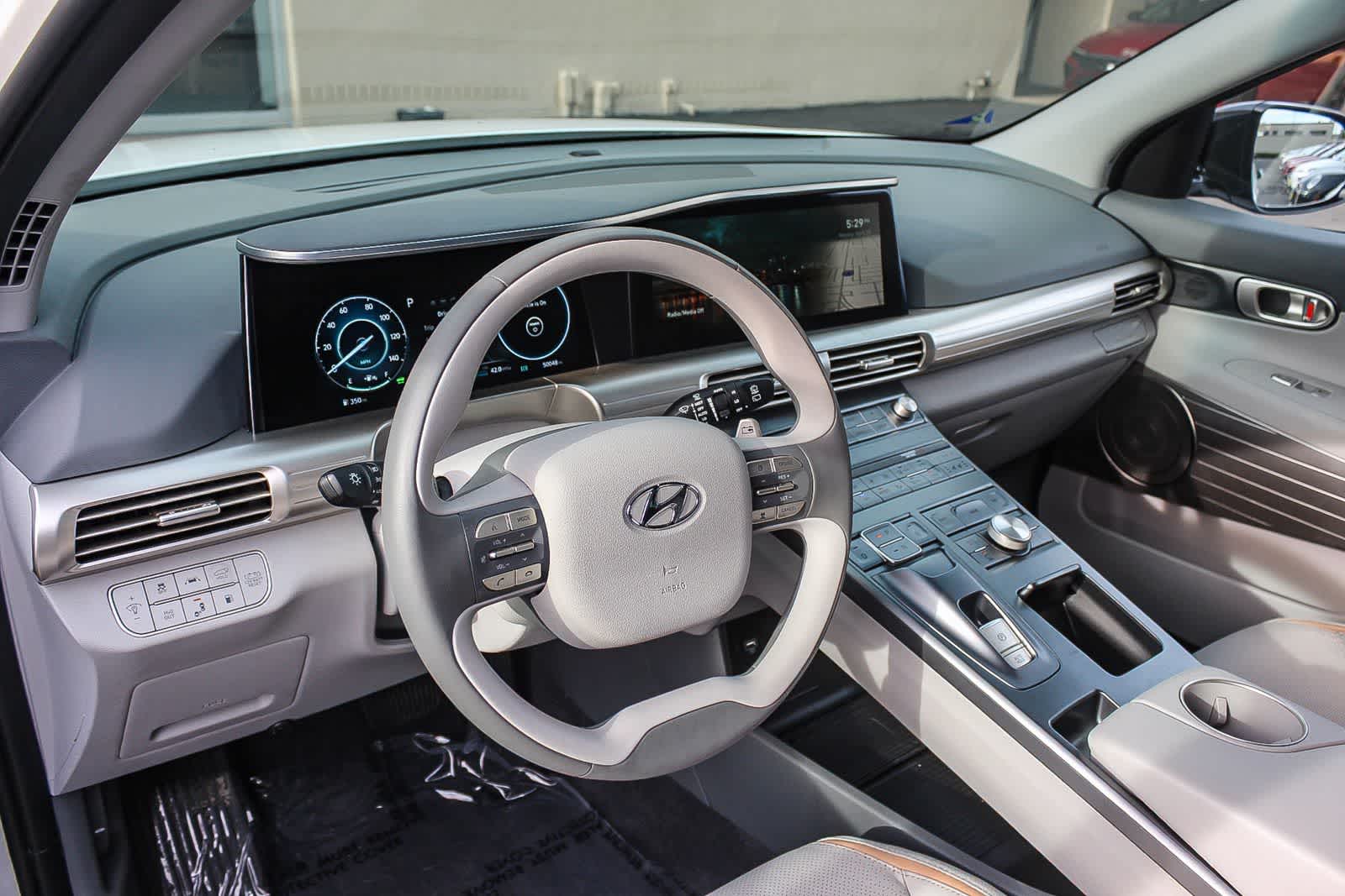 Thumbnail: 2022 Hyundai Nexo - 22