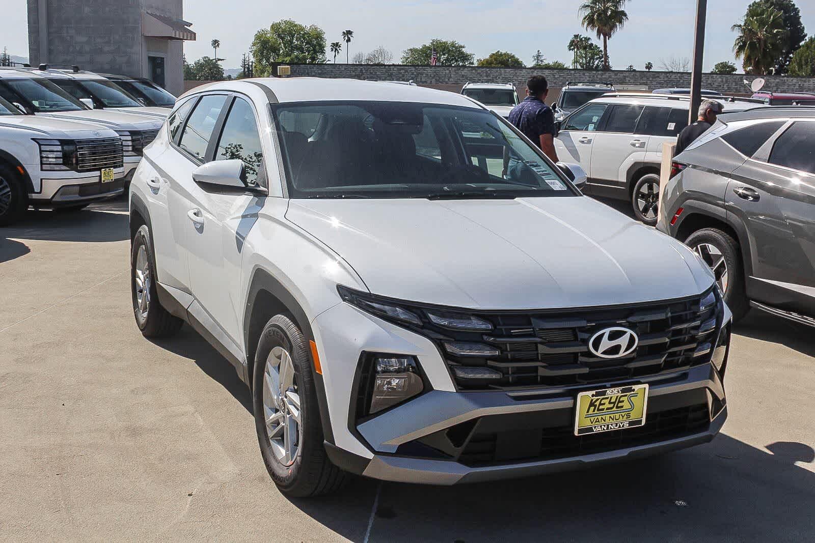 Thumbnail: 2026 Hyundai Tucson - 3