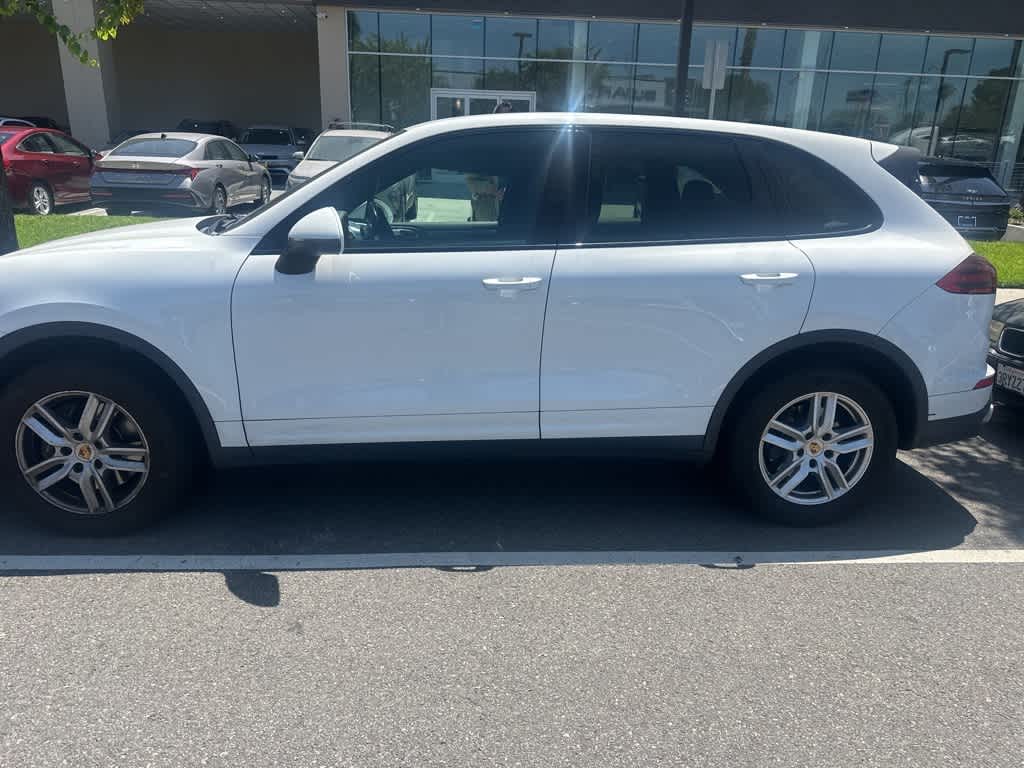 Thumbnail: 2018 Porsche Cayenne - 4