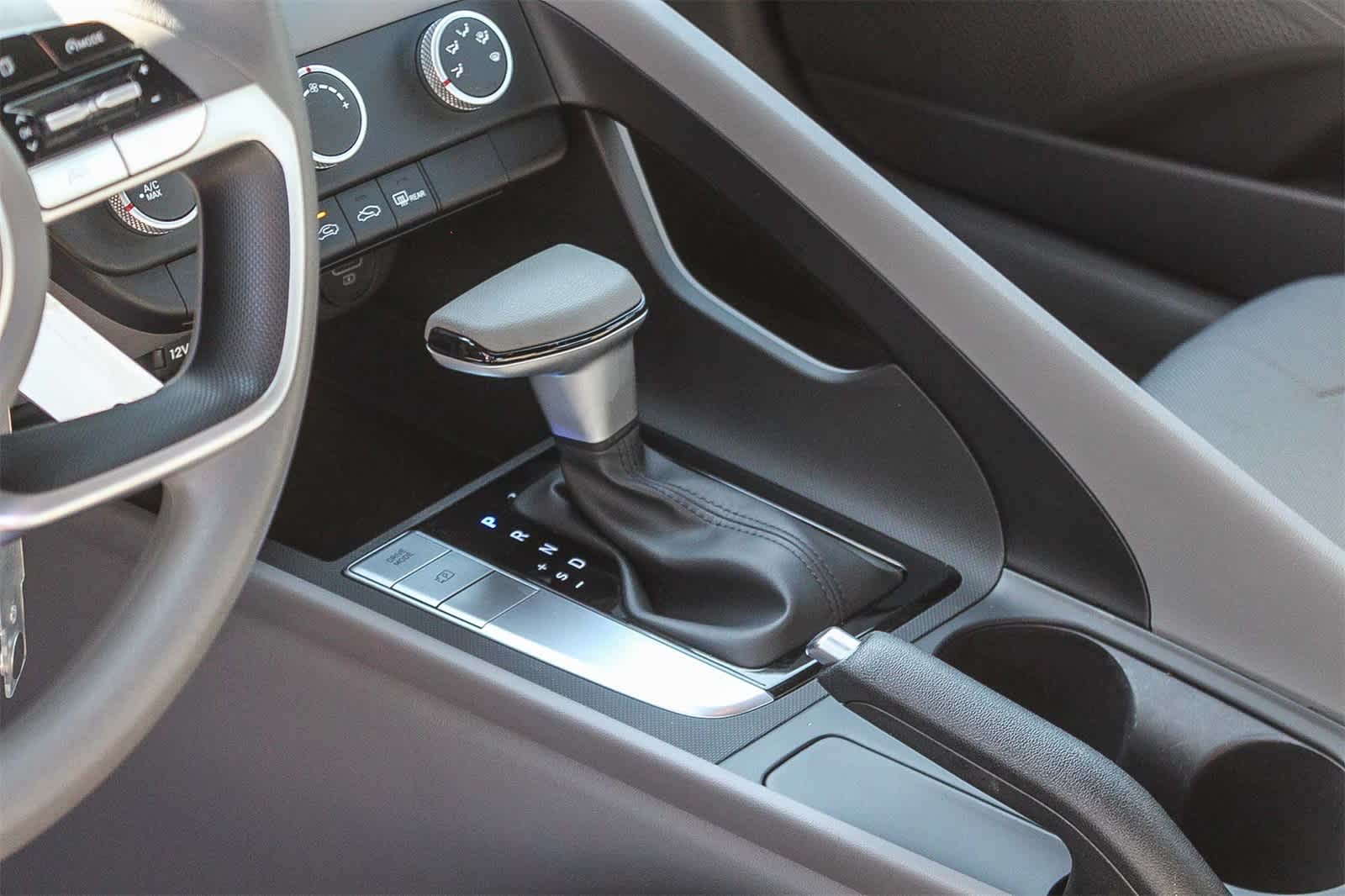 Thumbnail: 2023 Hyundai Elantra - 23