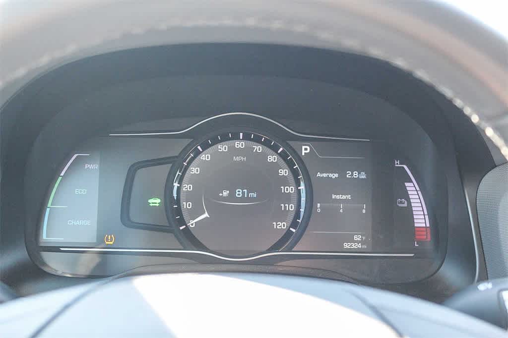 Thumbnail: 2019 Hyundai Ioniq - 22