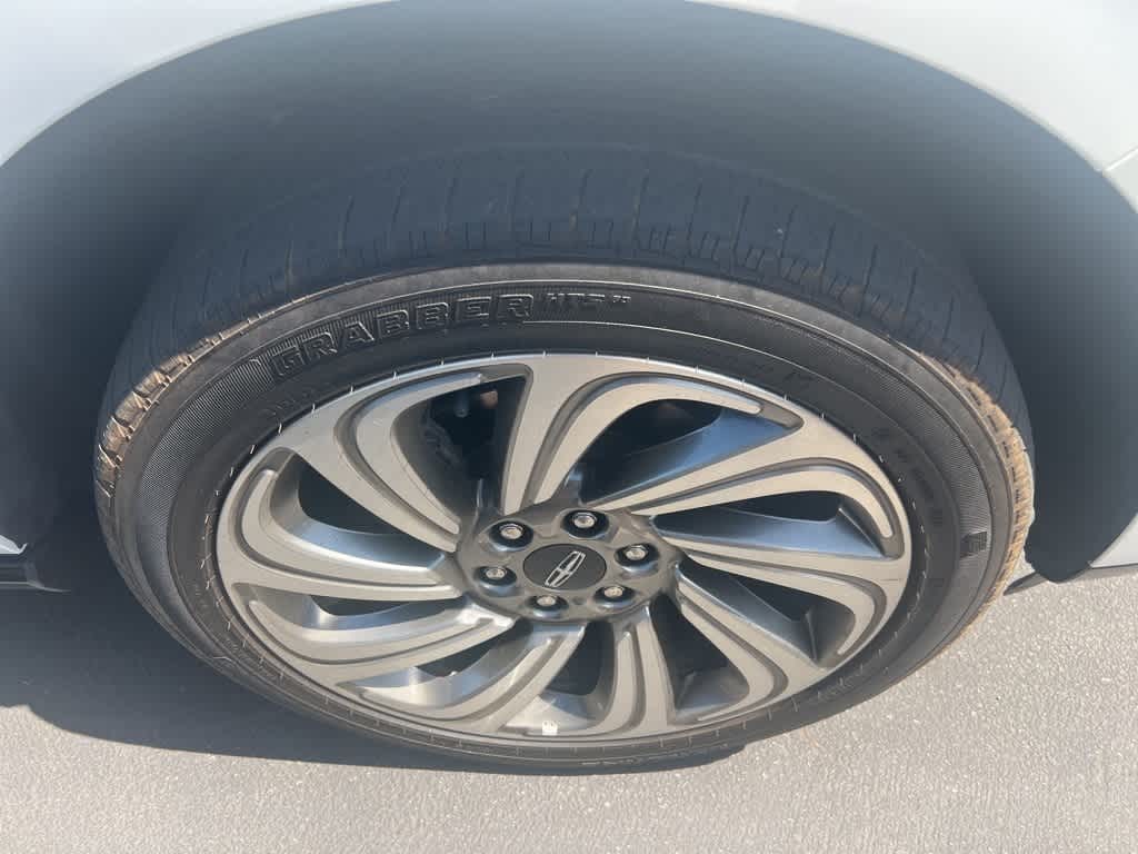 Thumbnail: 2023 Lincoln Navigator - 18