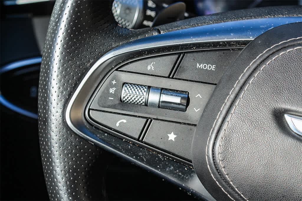 Thumbnail: 2023 Genesis GV70 - 29