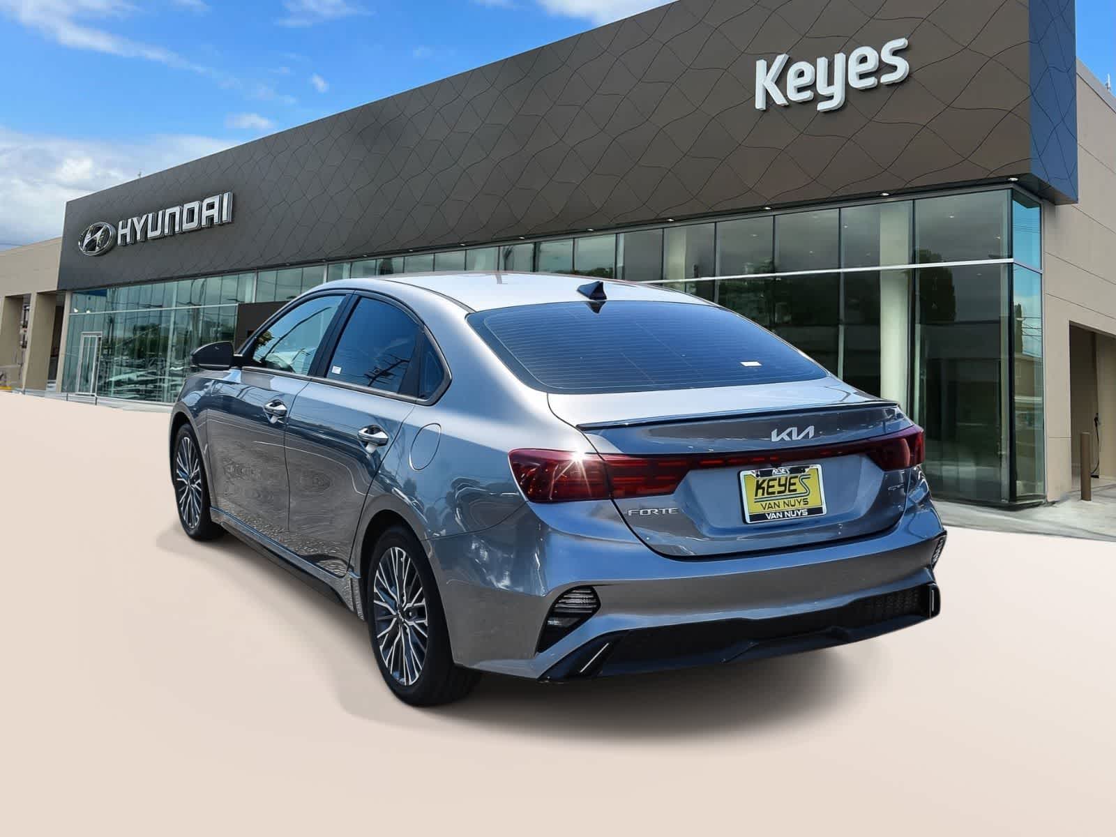 Thumbnail: 2022 Kia Forte - 7