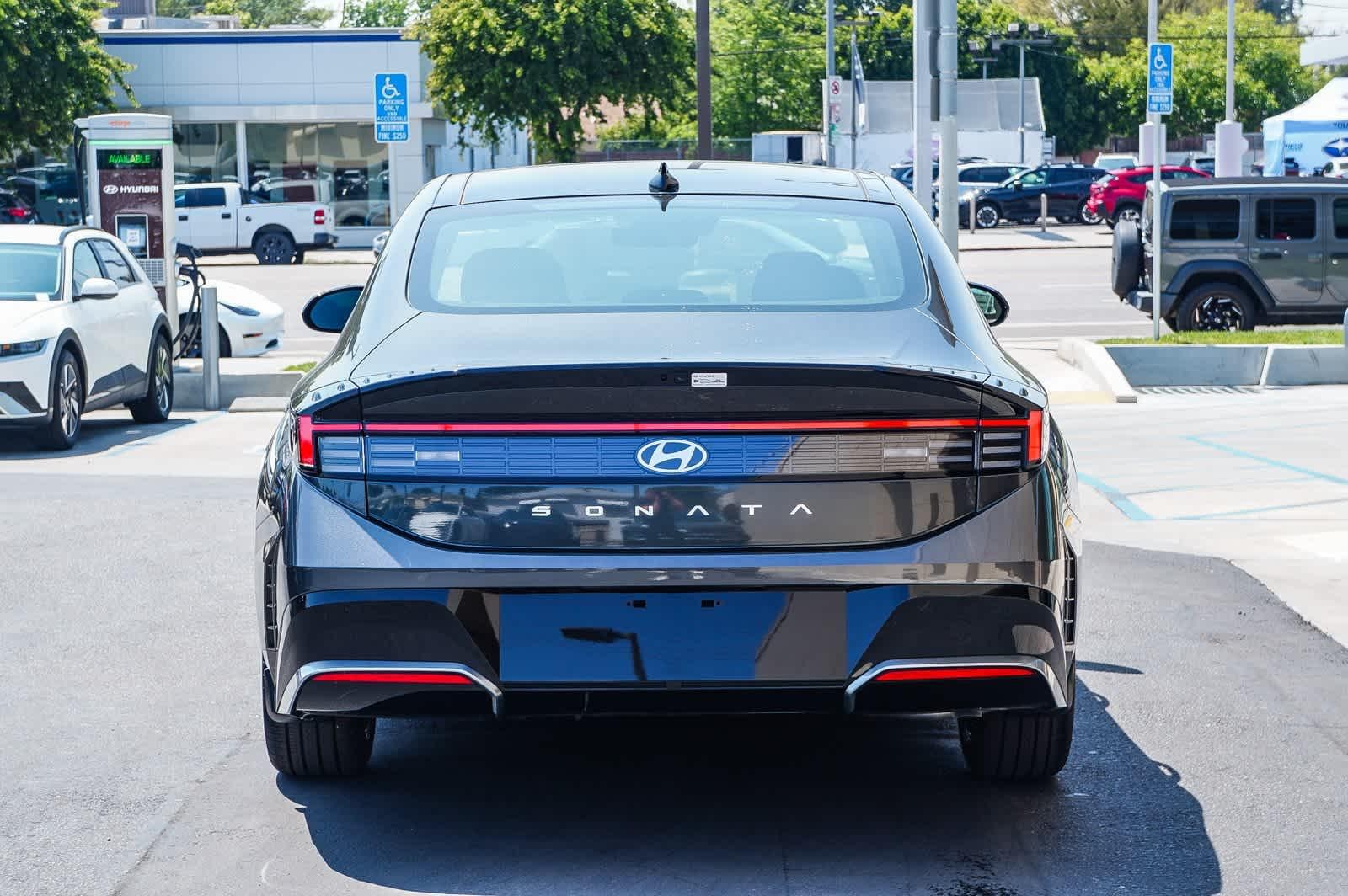 Thumbnail: 2025 Hyundai Sonata - 3