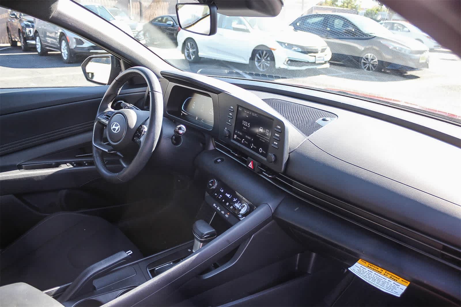 Thumbnail: 2025 Hyundai Elantra - 21