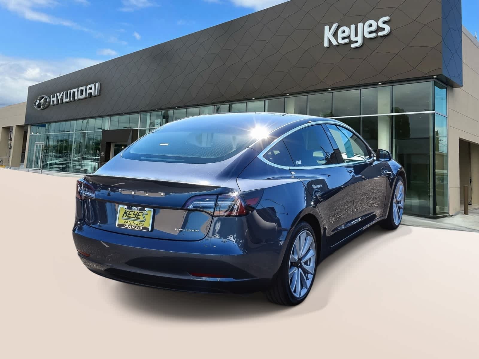 Thumbnail: 2020 Tesla Model 3 - 4