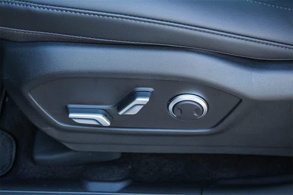 Thumbnail: 2026 Hyundai Santa Fe - 29