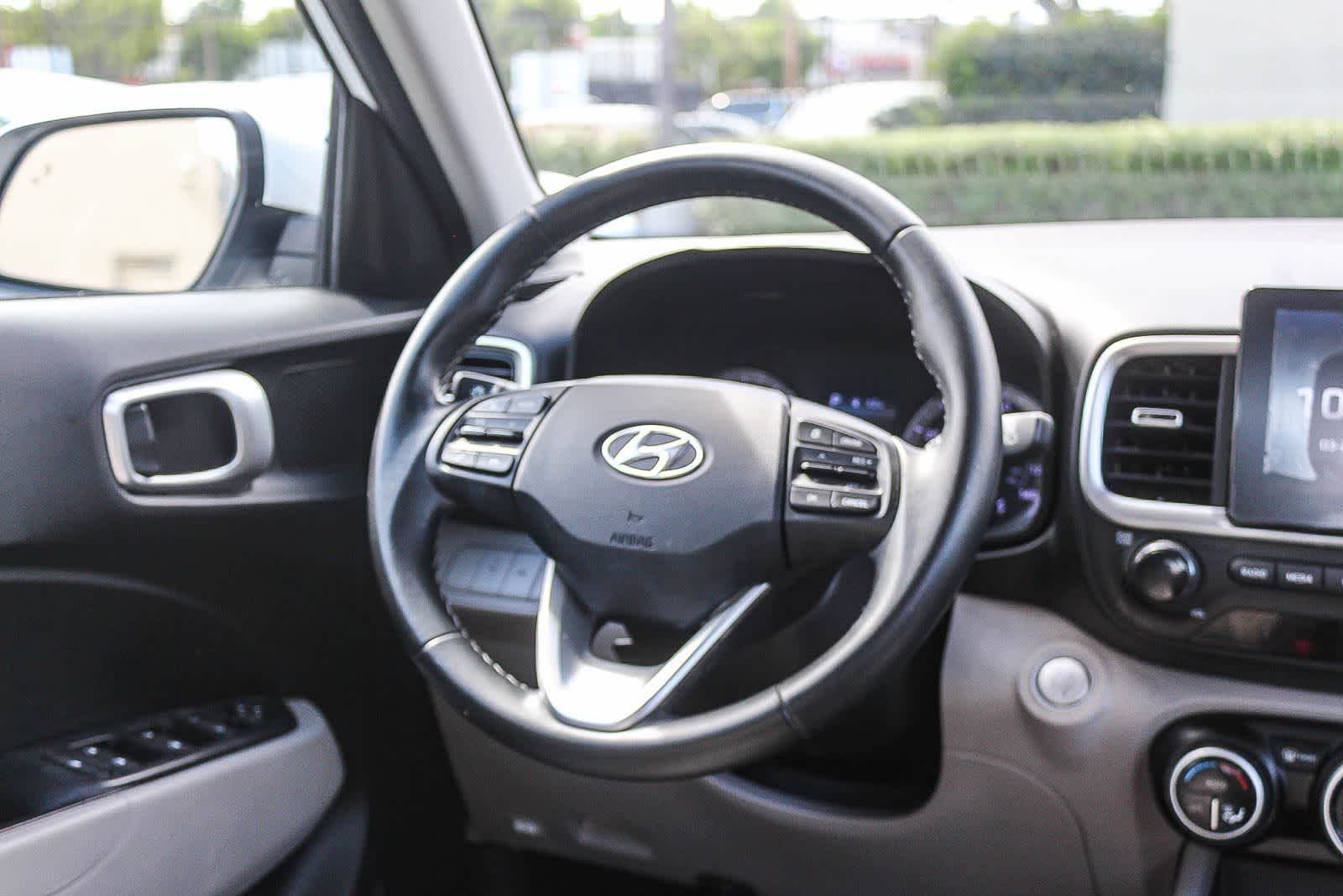 Thumbnail: 2020 Hyundai Venue - 19