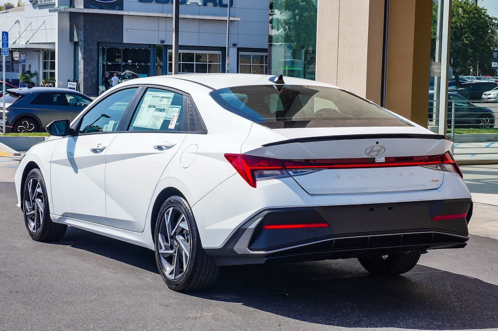 Certified 2025 Hyundai Elantra Hybrid SEL Sport Sedan