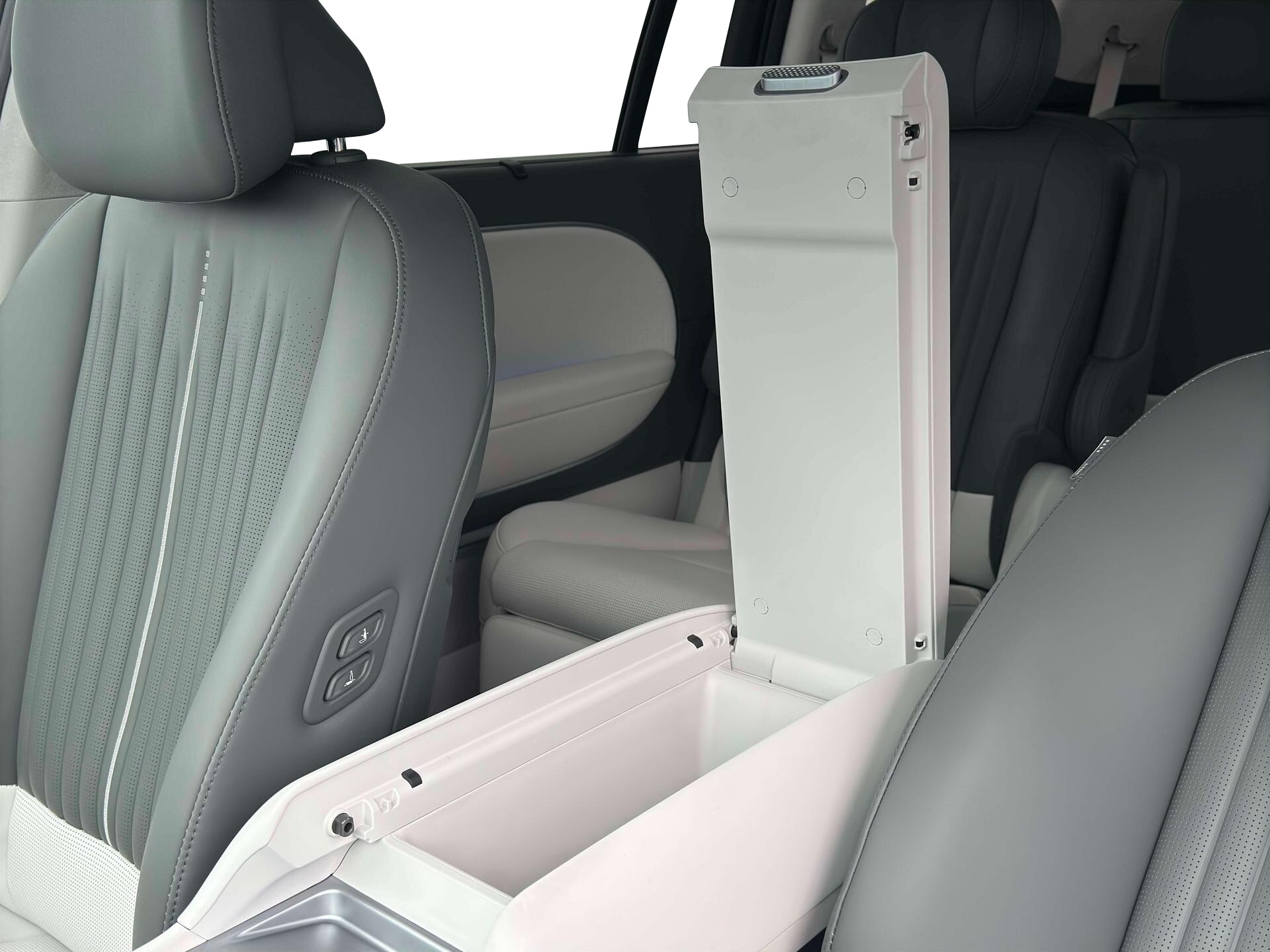 Thumbnail: 2026 Hyundai Ioniq - 18