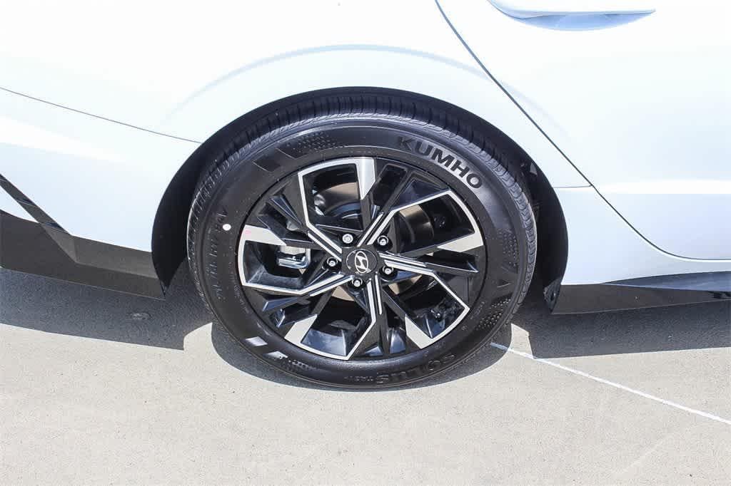Thumbnail: 2025 Hyundai Sonata - 8