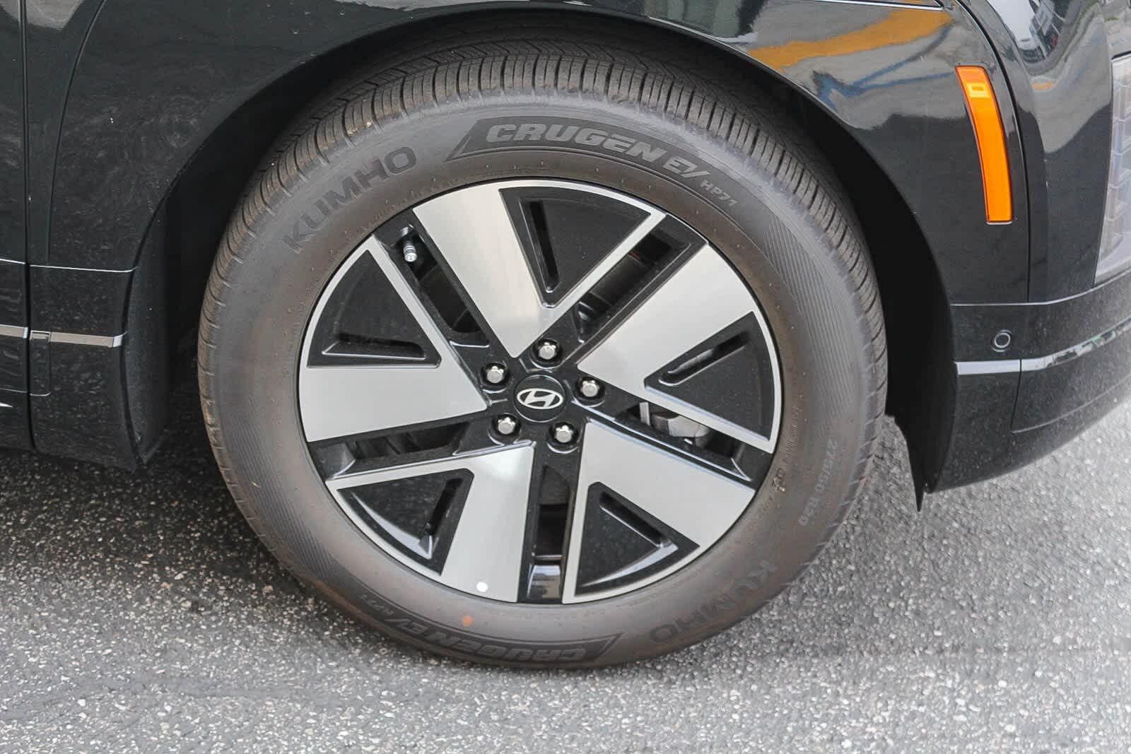 Thumbnail: 2026 Hyundai Ioniq - 11