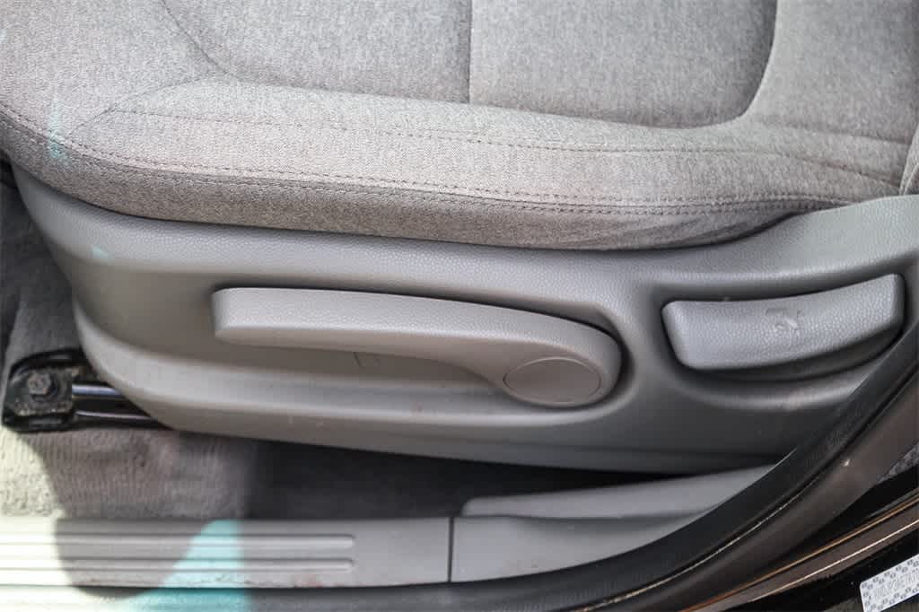Thumbnail: 2019 Kia Soul EV - 21