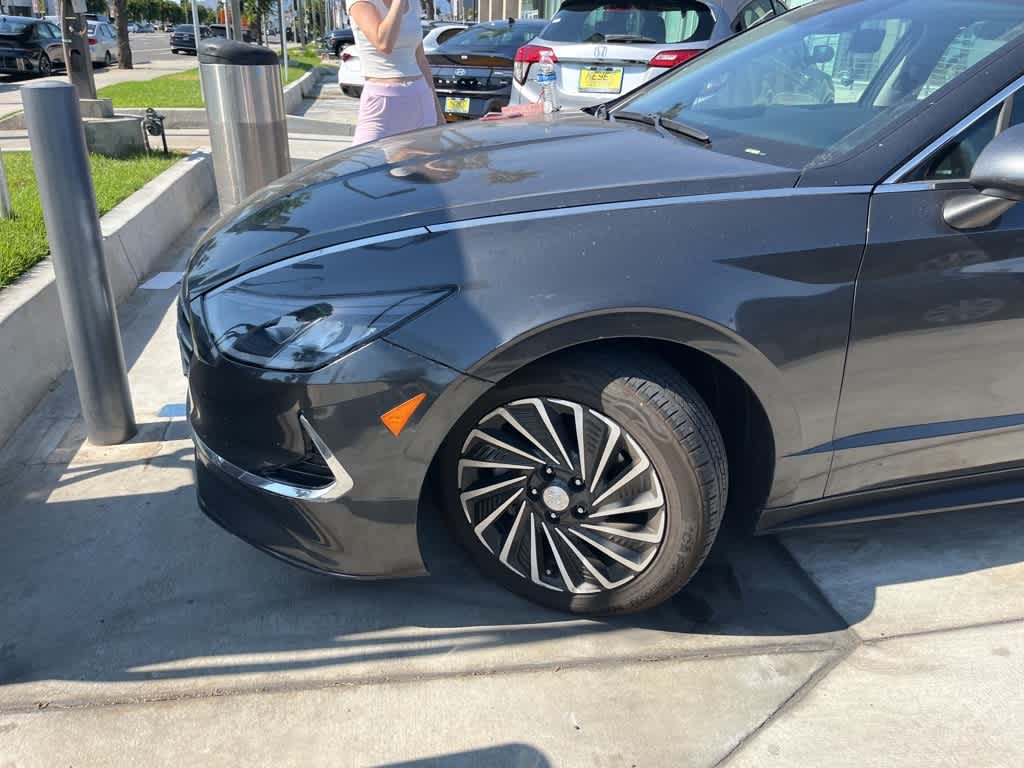 Thumbnail: 2022 Hyundai Sonata - 3