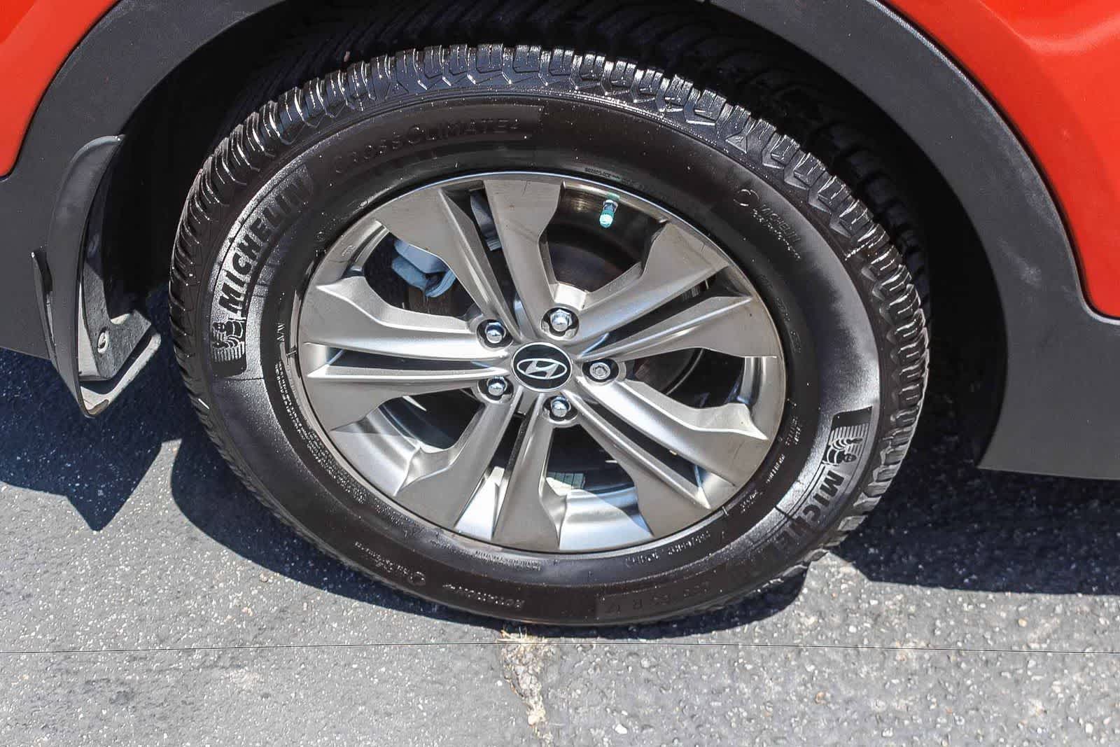 Thumbnail: 2014 Hyundai Santa Fe - 13