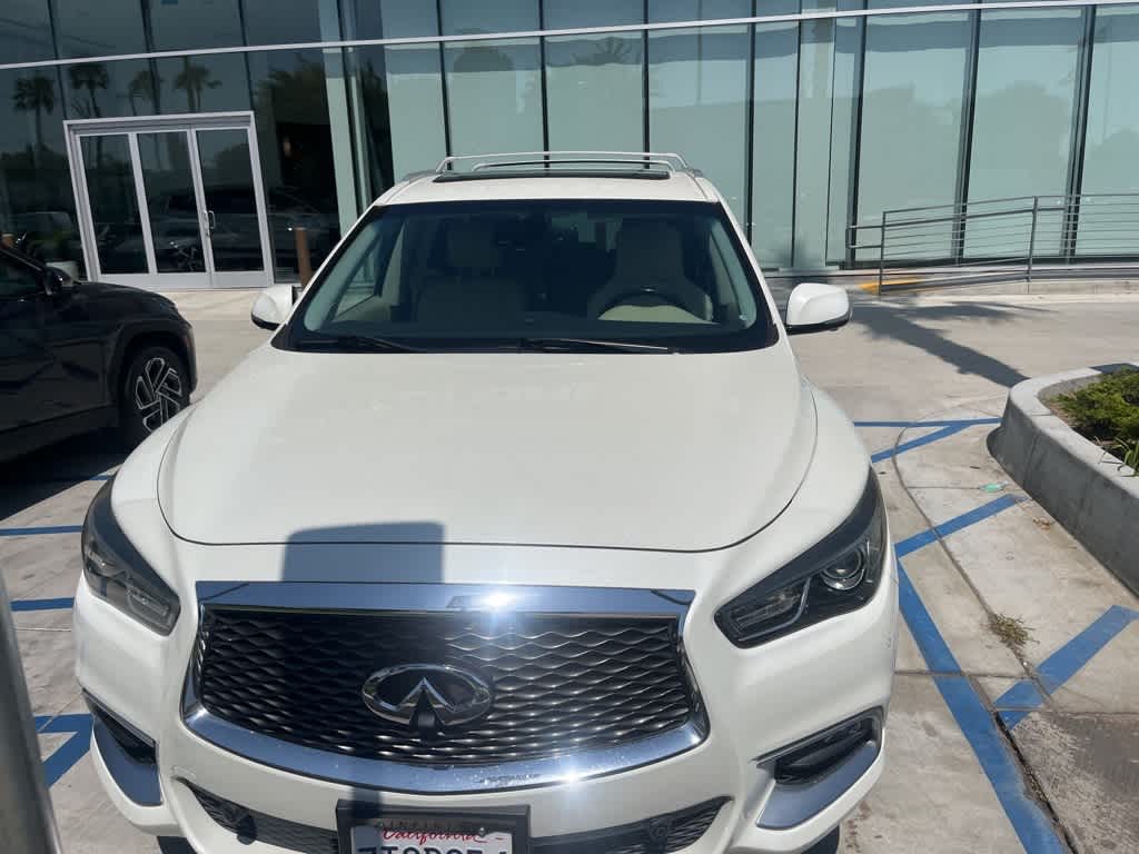 Thumbnail: 2016 INFINITI QX60 - 33