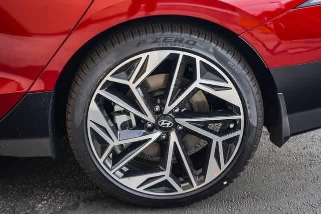 Thumbnail: 2025 Hyundai Ioniq 6 - 11