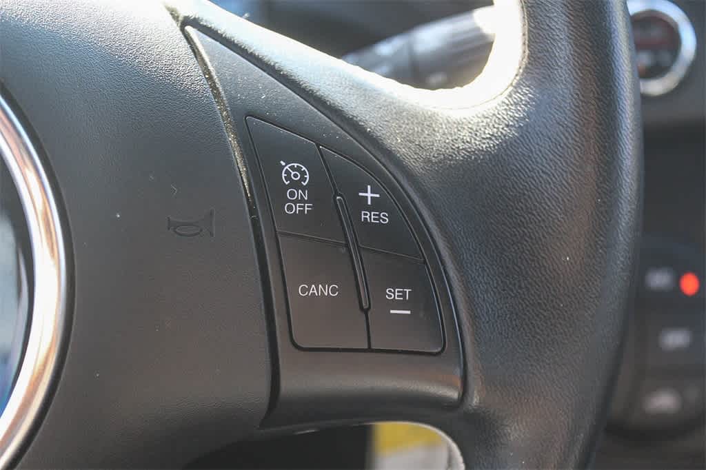 Thumbnail: 2019 Fiat 500e - 24