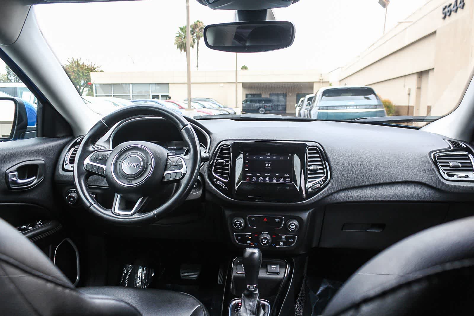 Thumbnail: 2019 Jeep Compass - 16