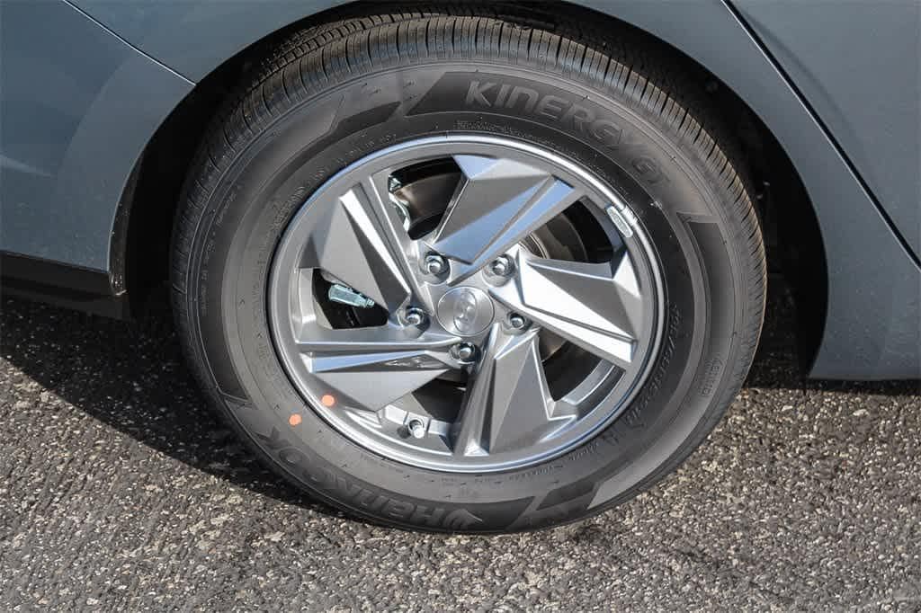 Thumbnail: 2026 Hyundai Elantra - 8