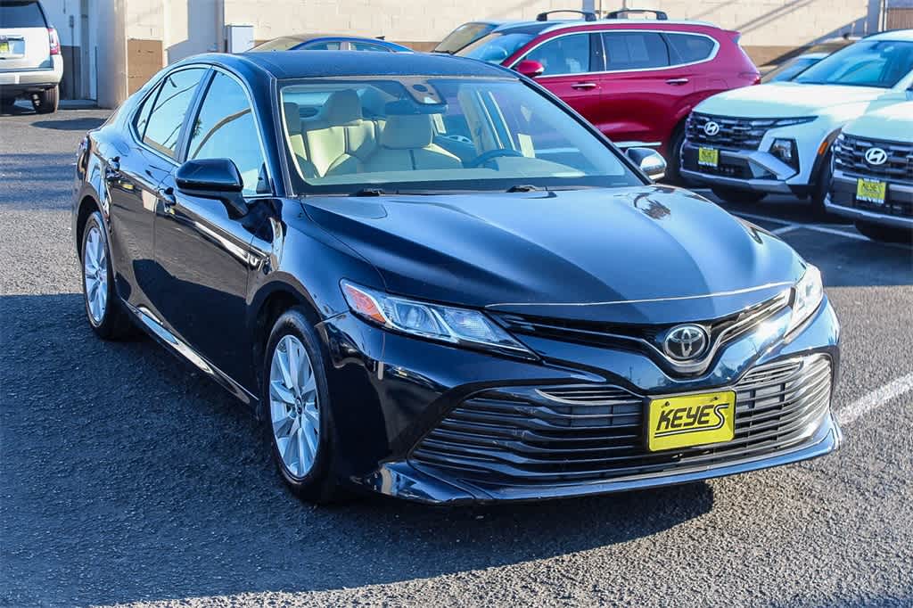 Thumbnail: 2019 Toyota Camry - 3