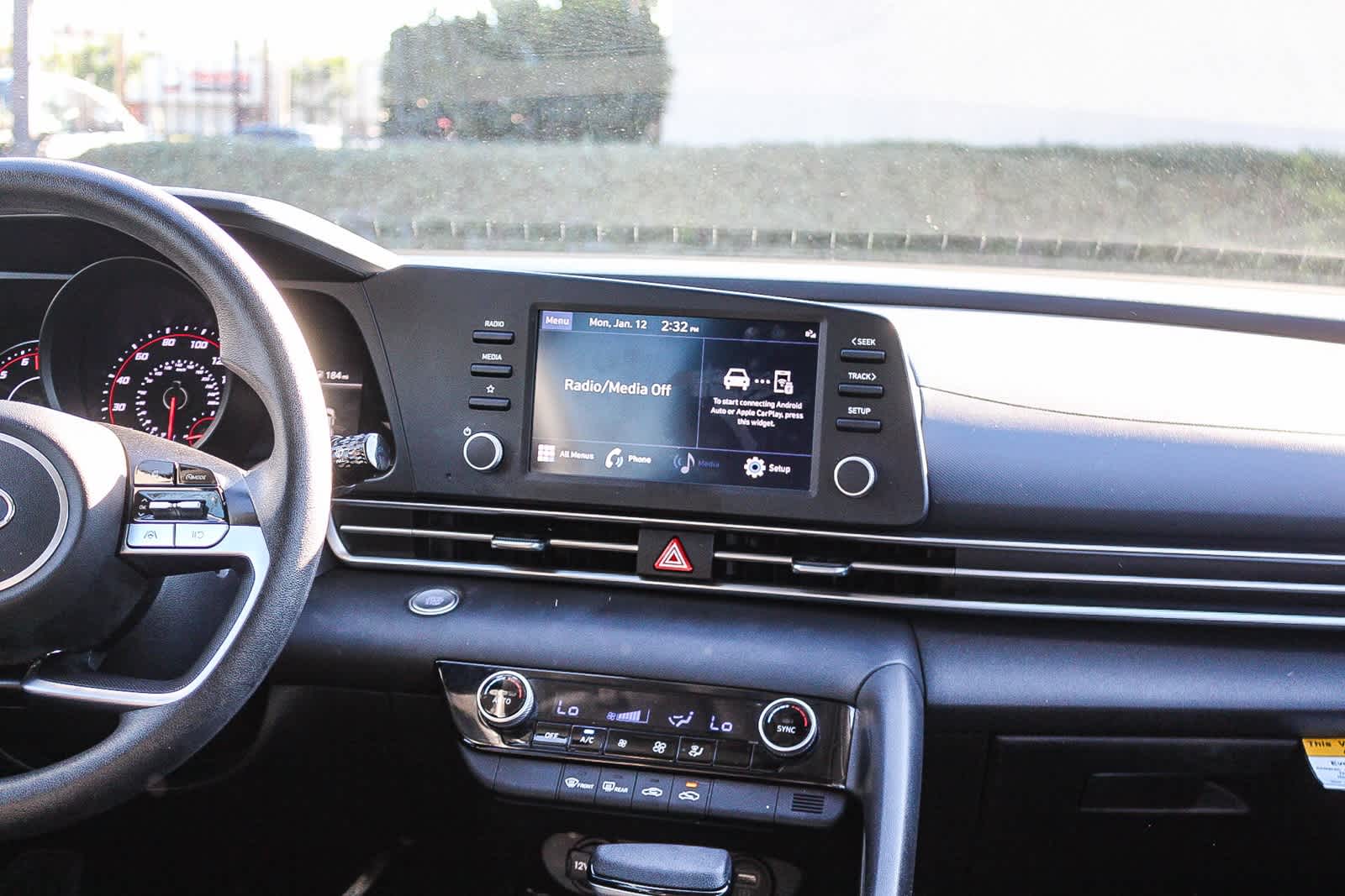 Thumbnail: 2023 Hyundai Elantra - 17