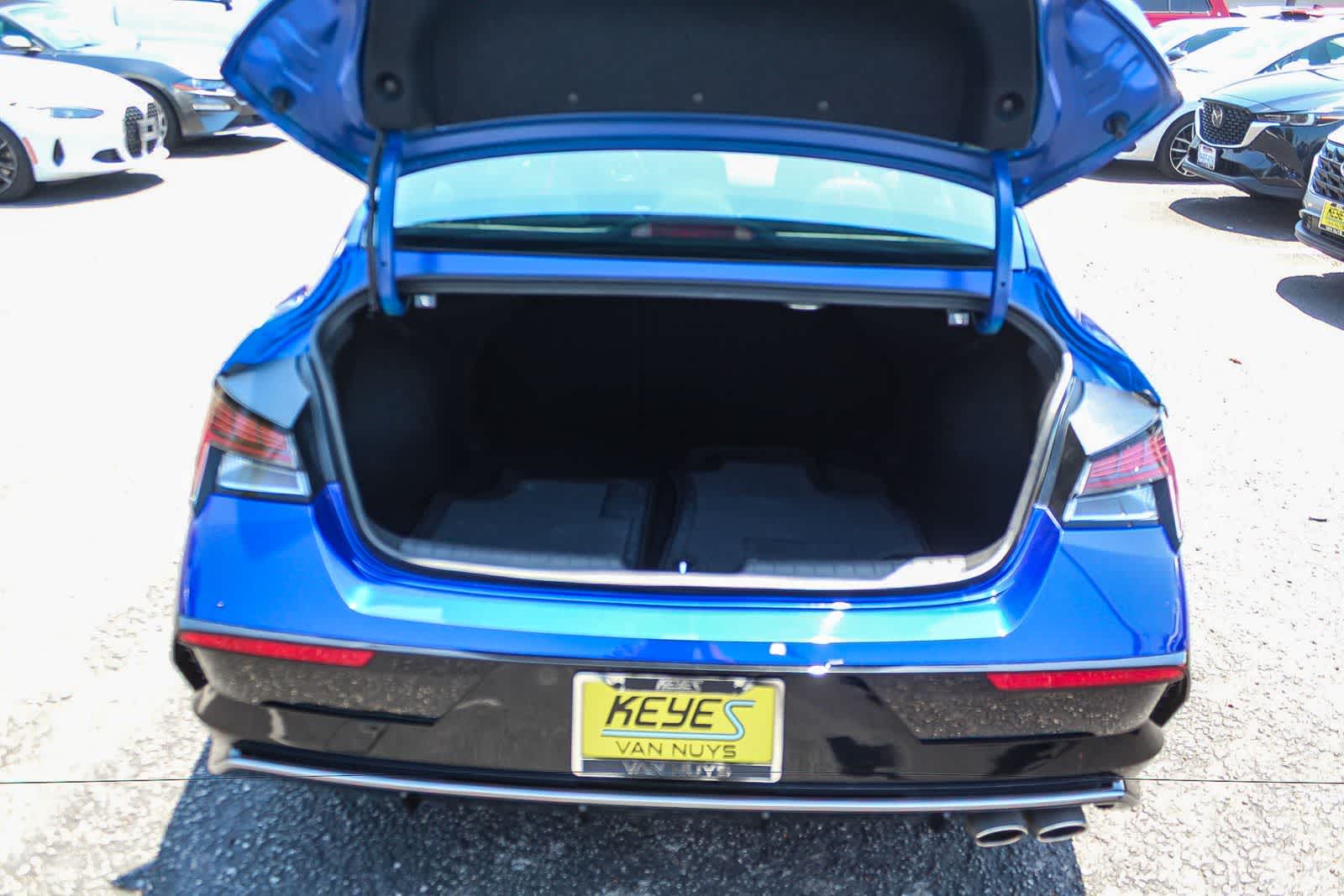 Thumbnail: 2025 Hyundai Elantra - 35