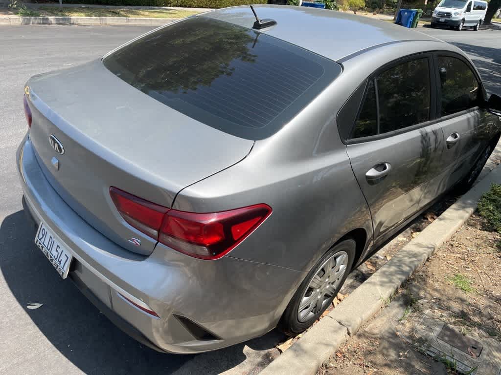 Thumbnail: 2021 Kia Rio - 12