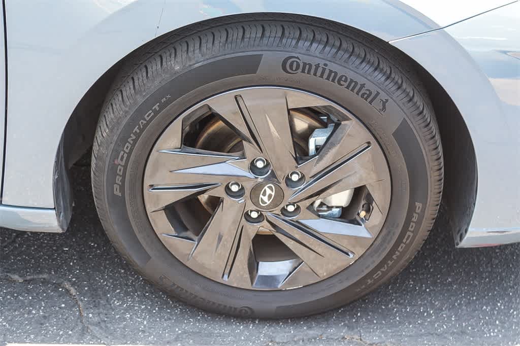 2022 Hyundai Elantra SEL 10